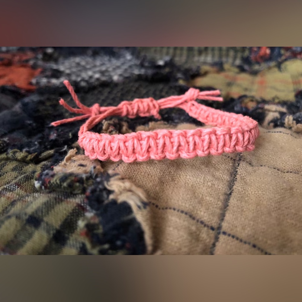 💞Pink HANDMADE Hemp Bracelet!